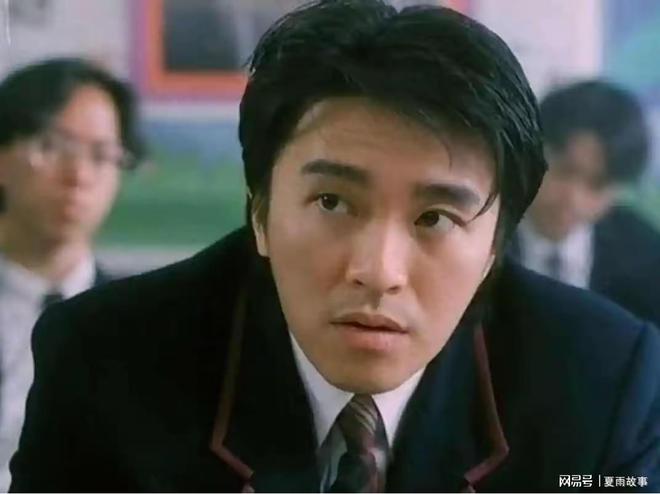 被称亚洲第一美男林青霞为看他一夜不睡73岁无妻无子与狗相伴